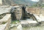 PICTURES/Sacred Valley - Ollantaytambo/t_Fountains4.JPG
